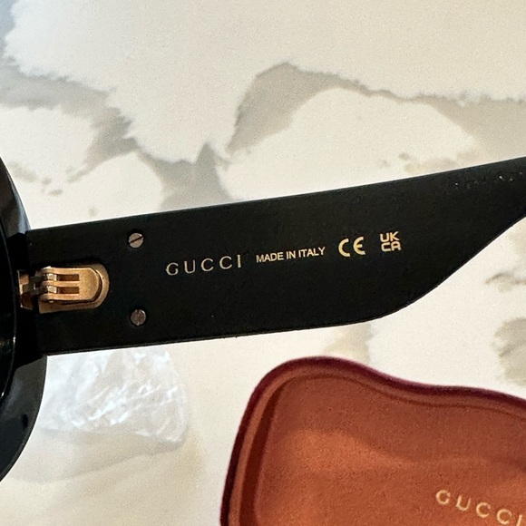 GUCCI SUNGLASSES glitter on temples. - Picture 12 of 13